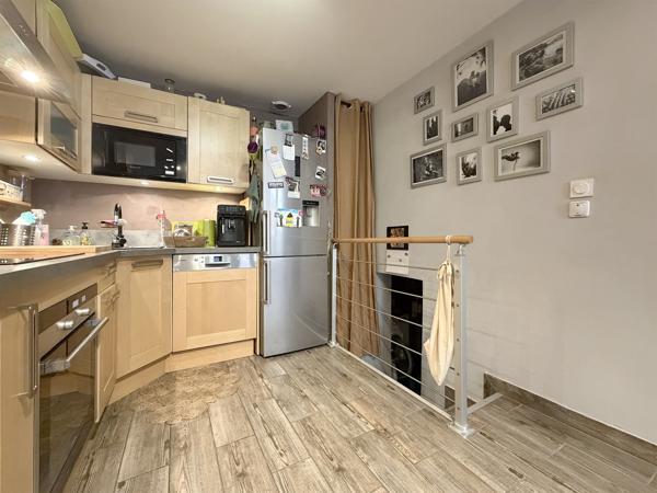 Riom (63200) Maison de ville de charme – 80 m2 – Hyper-centre de Riom (63)