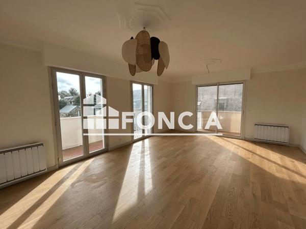 Location Appartement 4 pièces 81.27 m² - 26 BOULEVARD DEMINIAC Dol De Bretagne 35120