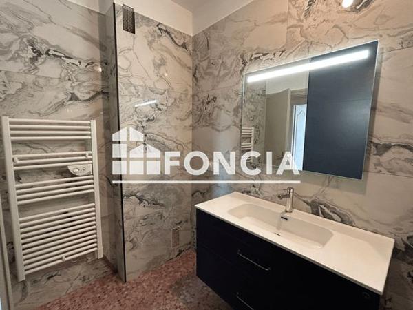 Location Appartement 4 pièces 81.27 m² - 26 BOULEVARD DEMINIAC Dol De Bretagne 35120