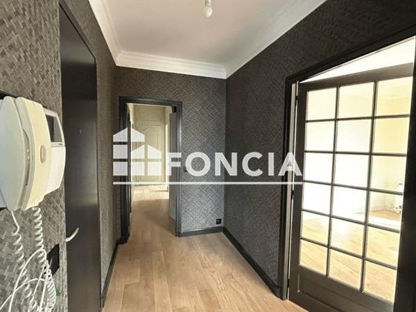Location Appartement 4 pièces 81.27 m² - 26 BOULEVARD DEMINIAC Dol De Bretagne 35120