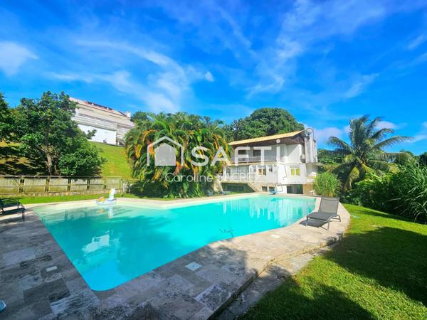 Demeure de caractère avec Maison d’invités et piscine – Balata Fort-de-France