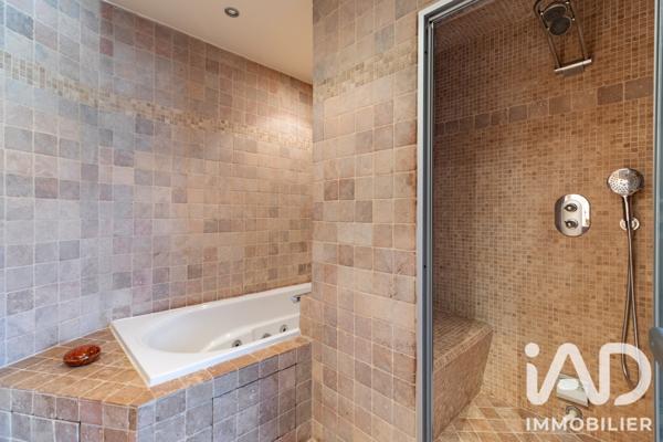 Appartement (prestige) à vendre 4 pièces 123,2 m² Courbevoie