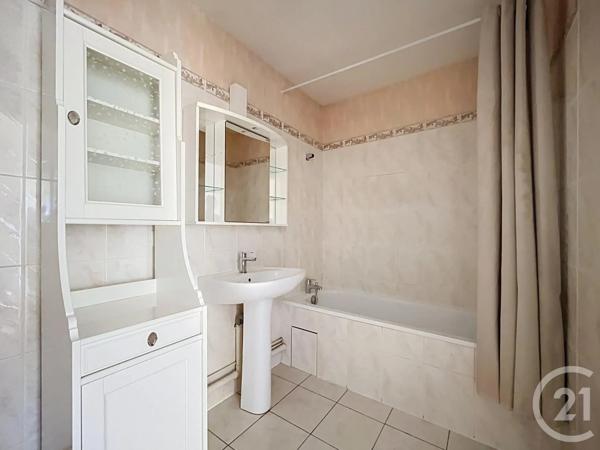 Appartement F2 à vendre  2 pièces - 52,80 m 2   CHARTRES  - 28