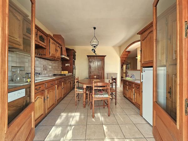 Villeneuve-sur-Lot (47300) A 3mn du centre de Villeneuve sur Lot - Maison familiale 4 chambres avec dépendances et vue dominante, sur 30