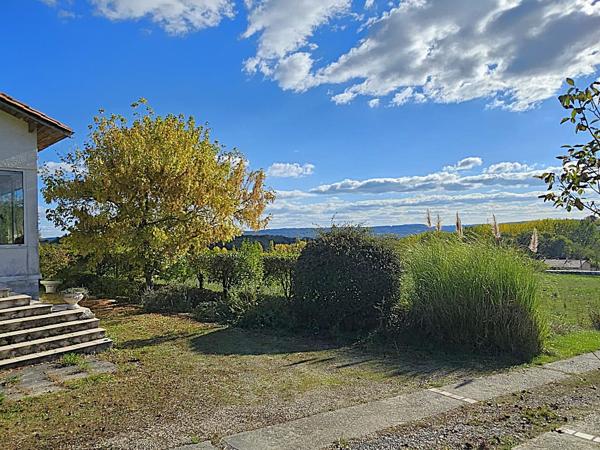 Villeneuve-sur-Lot (47300) A 3mn du centre de Villeneuve sur Lot - Maison familiale 4 chambres avec dépendances et vue dominante, sur 30