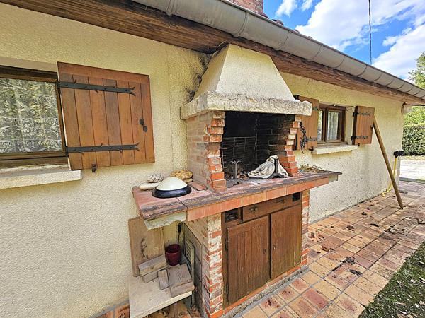 Villeneuve-sur-Lot (47300) A 3mn du centre de Villeneuve sur Lot - Maison familiale 4 chambres avec dépendances et vue dominante, sur 30