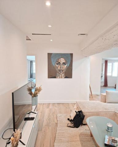 Rare à la vente ! Superbe T4 rénové ? Dernier étage ? Aix-en-Provence centre