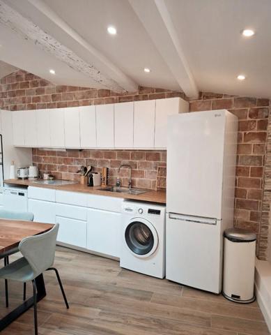 Rare à la vente ! Superbe T4 rénové ? Dernier étage ? Aix-en-Provence centre