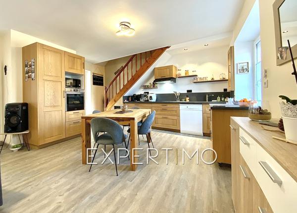 Moutiers-les-Mauxfaits (85540) Maison T7 de 143 m² - Centre Ville au calme - 4 chambres - Piscine