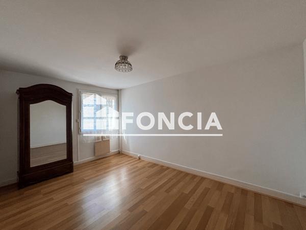 Location Appartement 3 pièces 83.99 m² - Chartres 28000