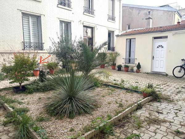 CAVE IDEALE STOCKAGE BUREAU OU STUDIO MUSIQUE