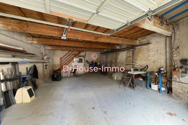 Immeuble à vendre 6 pièces de 210 m²