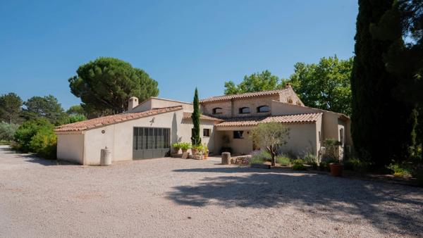 PROPRIÉTÉ À AIX-EN-PROVENCE NORD : HAVRE DE PAIX ET DE LUXE