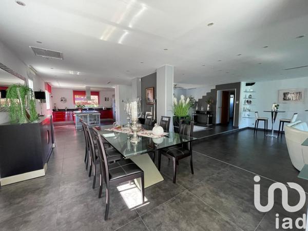 Maison à vendre 6 pièces 226 m² Juvignac