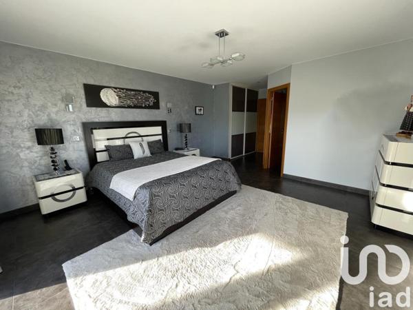 Maison à vendre 6 pièces 226 m² Juvignac