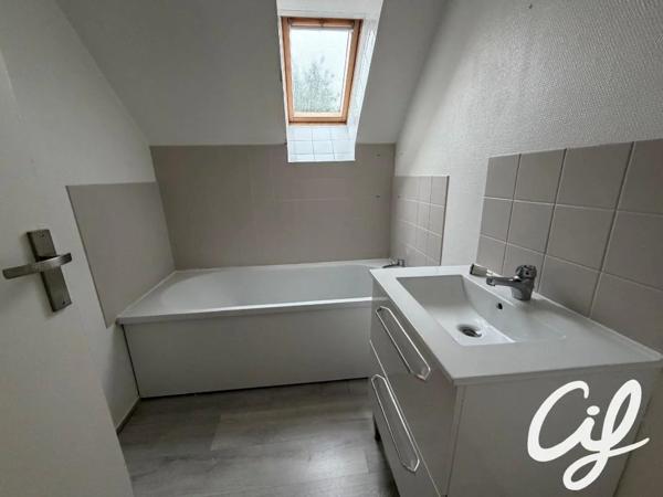 Maison à vendre à Val-de-Reuil (27100)