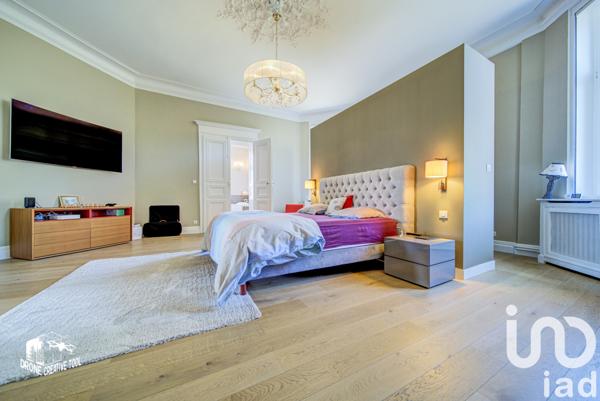 Maison à vendre 10 pièces 365 m² Saint-Julien-lès-Metz