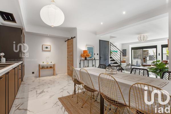 Maison traditionnelle 6 pièces de 155 m² à CARNON PLAGE (34280)