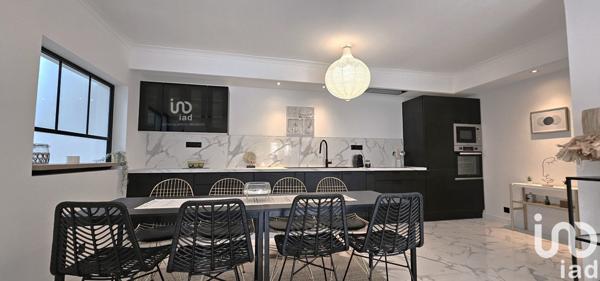 Maison traditionnelle 6 pièces de 155 m² à CARNON PLAGE (34280)