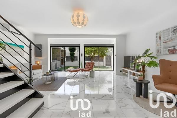 Maison traditionnelle 6 pièces de 155 m² à CARNON PLAGE (34280)