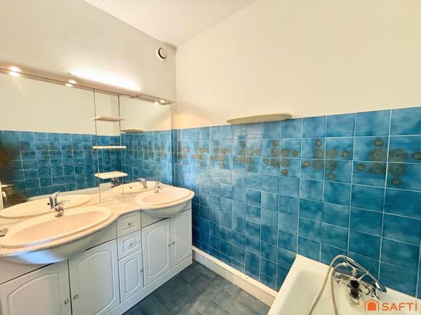 Appartement 54m2 Dernier étage vue et ascenseur !