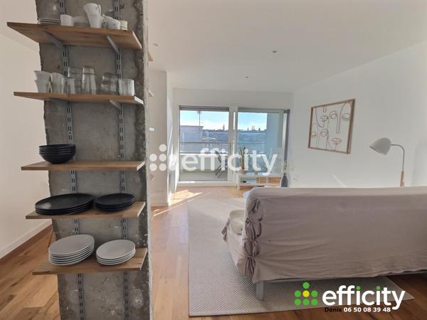 Appartement
         2 pièces
        - 53 m² 273 000 € *
