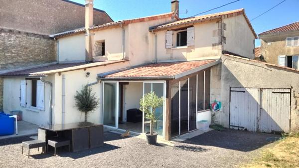 Maison 3 mns centre de Neuville