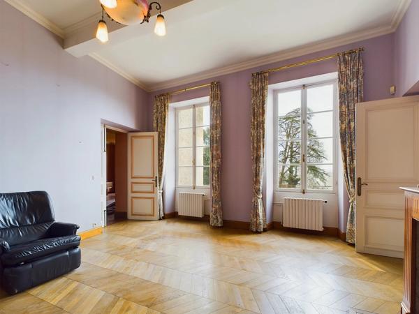 Château de Prestige dans le Nord du Gers
