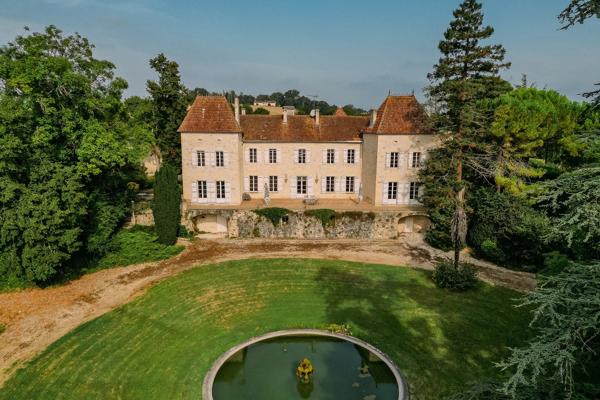 Château de Prestige dans le Nord du Gers