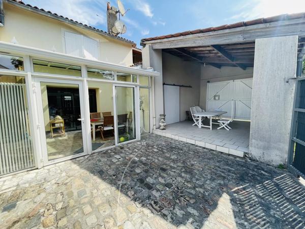Ensemble immobilier dans le coeur de la ville