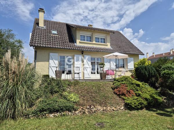 MAISON FAMILIALE GRAND JARDIN PROCHE COMMODITES