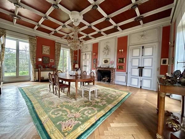 Superbe château du XIXe siècle dans un parc magnifique