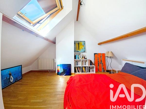 Maison à vendre 6 pièces 141 m² Suresnes