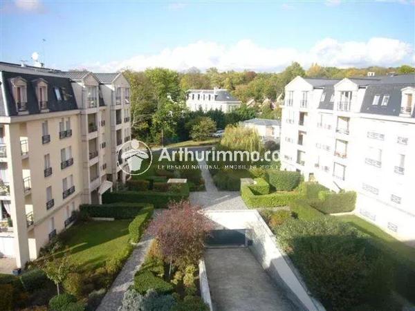 Vente                                                      Appartement
                        
                     2 pièces                      47 m2                     à Étiolles