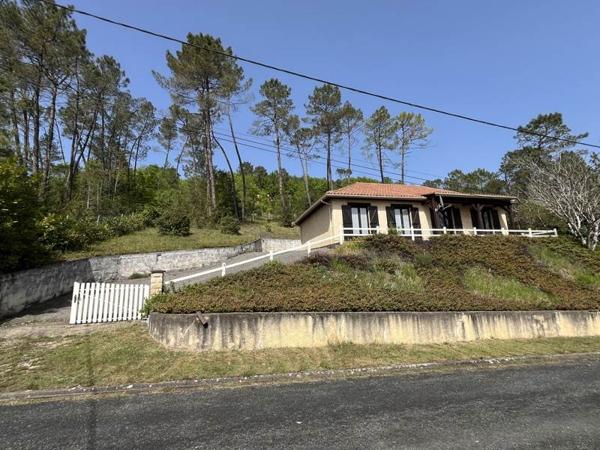 Maison à louer 800 € CC Auriac-du-Périgord 3 p 88 m² DPE C