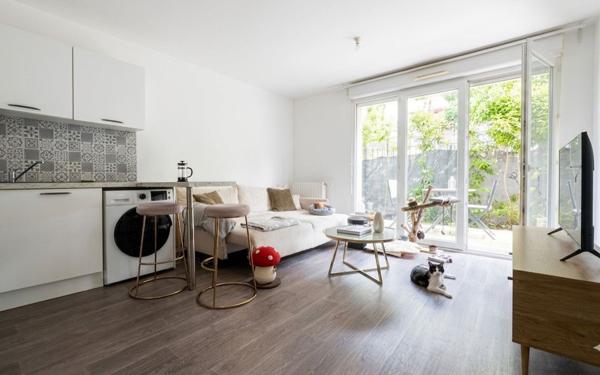 Appartement à vendre    2 pièces • 40 m2 Corbeil-Essonnes