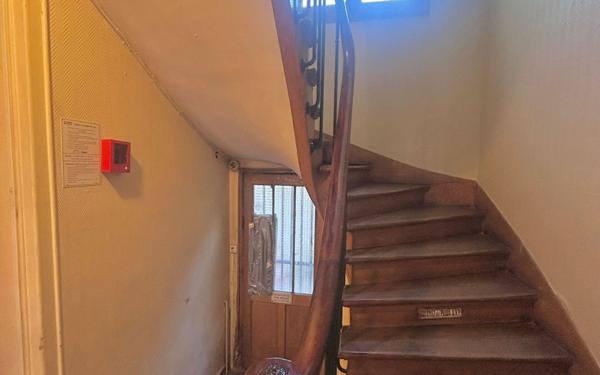 Appartement à vendre    2 pièces • 44,30 m2 Pantin