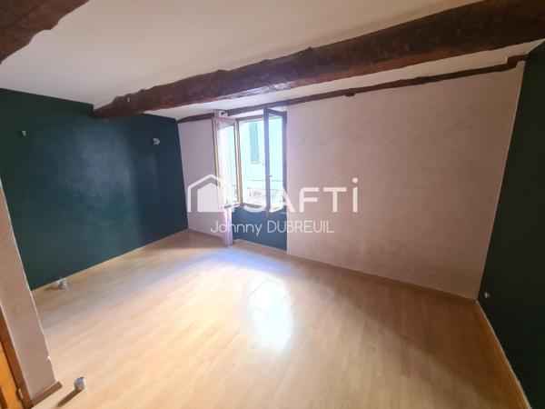 PIGNANS – Belle maison de village de 164 m², tout le charme de la pierre avec cave et spacieuse suite parentale