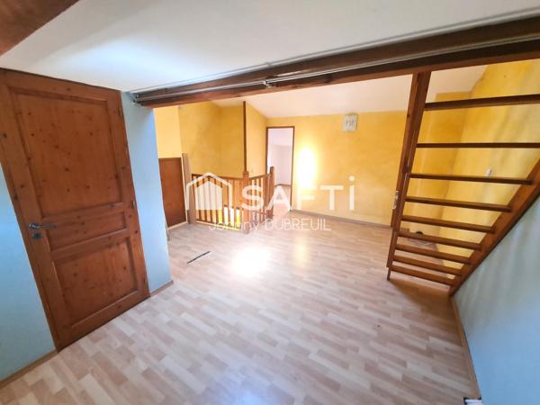 PIGNANS – Belle maison de village de 164 m², tout le charme de la pierre avec cave et spacieuse suite parentale