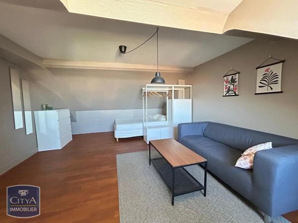 Appartement à louer 1 pièce 29.35m² Tours (37000)