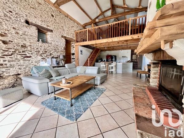 Maison à vendre 5 pièces 212 m² Maché