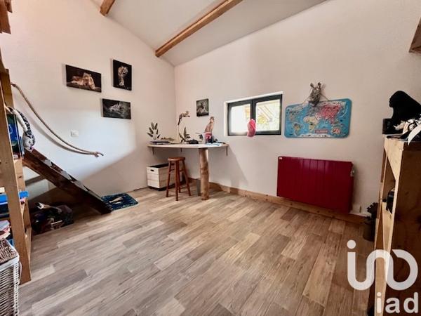 Maison à vendre 5 pièces 212 m² Maché