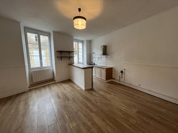 Appartement à louer |  Ruffec |  2 pièces | 44 m²