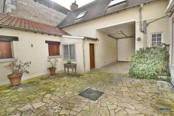Maison à vendre 8 pièces SELLES SUR CHER (41)