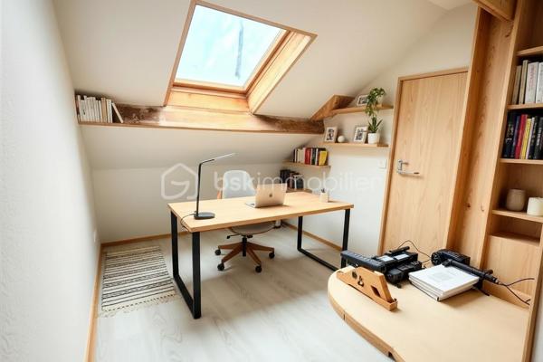 Découvrez cette charmante maison des années 50, nichée au cœur d'un environnement paisible, alliant tranquillité et proximité des commodités urbaines. Cette maison à vendre offre une ambiance chaleureuse et un style de vie décontracté sur une parcelle d'environ 400m2.

Avec ses 76 m² répartis sur 4 pièces, cette maison de plain-pied propose un bel espace de vie. Profitez d'une terrasse sans vis-à-vis pour vos moments de détente. Un garage privé complète ce bien.
Possibilité d'extension. Base très saine.
Des travaux sont à prévoir

Proximité transports et commerces. Renseignez-vous auprès de Fabrice MARTIN.
Photos réalisées en home staging virtuel pour vous aider à vous projeter.