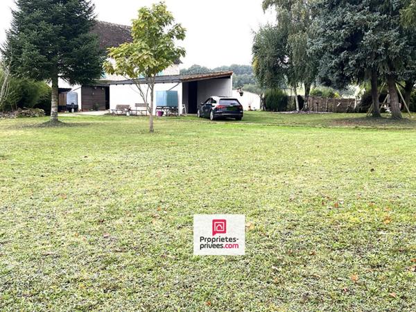 Maisons de 113 et 92m ² sur de 6000 m² de terrain