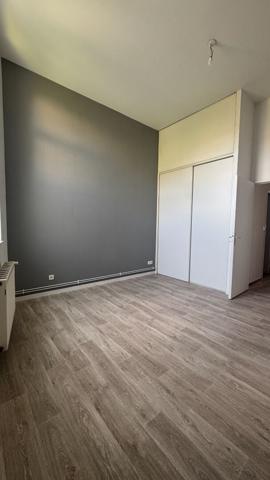 A louer - Grand appartement T4 de 91m² à Elbeuf - Disponible immédiatement