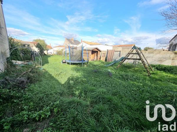 Maison à vendre 10 pièces 223 m² Sainte-Hermine