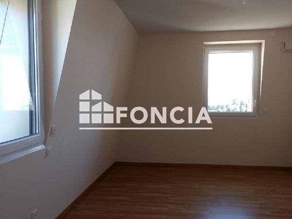 Location Appartement 2 pièces 43.6 m² - 36 BIS AVENUE DE GRUGLIASCO Echirolles 38130