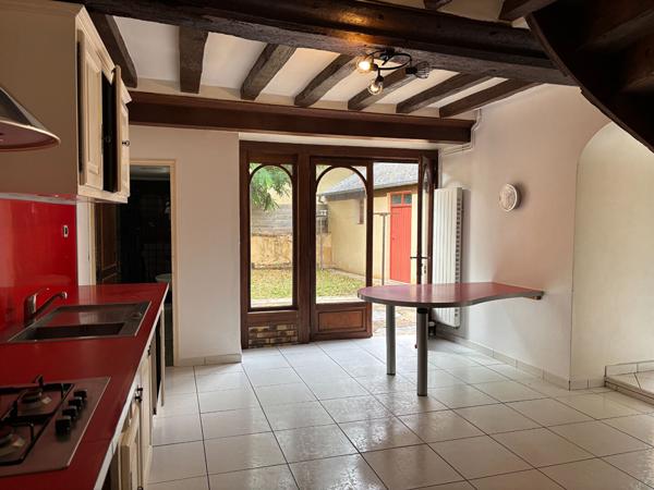 Maison de 133 m² à Sillé-le-Guillaume - 4 chambres, jardin et garage